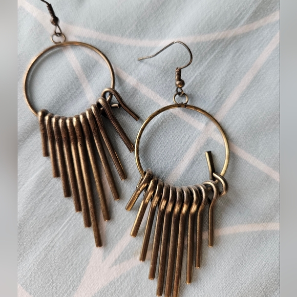 5 Bundle Earrings - Picture 5 of 6